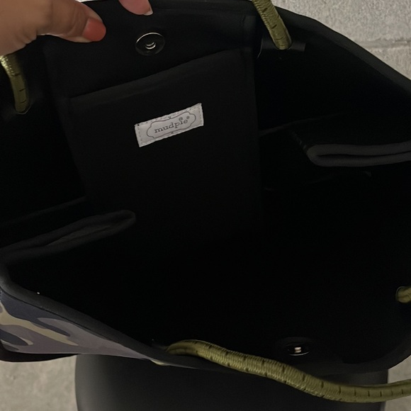 NEW Mud Pie Neoprene Beach tote Camo - Picture 4 of 5